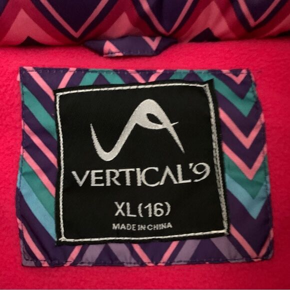 Vertical 9 Chevron Purple Pink Puffer Lined Fleece Vest with Hood Plus Size 16 - Picture 10 of 12